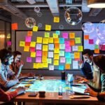 Equipo diverso genera ideas innovadoras digitalmente